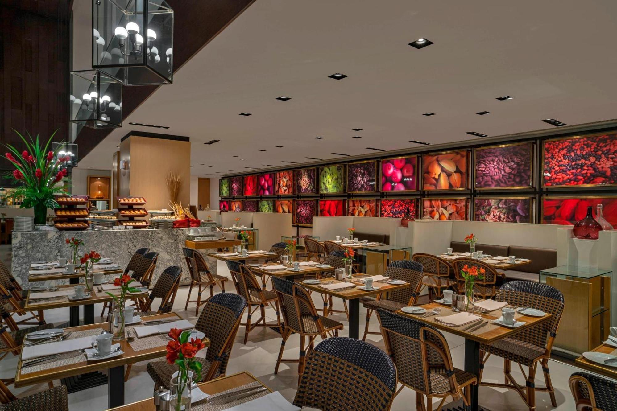 The Westin Lima Hotel & Convention Center Bagian luar foto